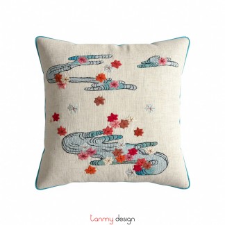 Vỏ gối vuông thêu lá vải linen be 45x45cm